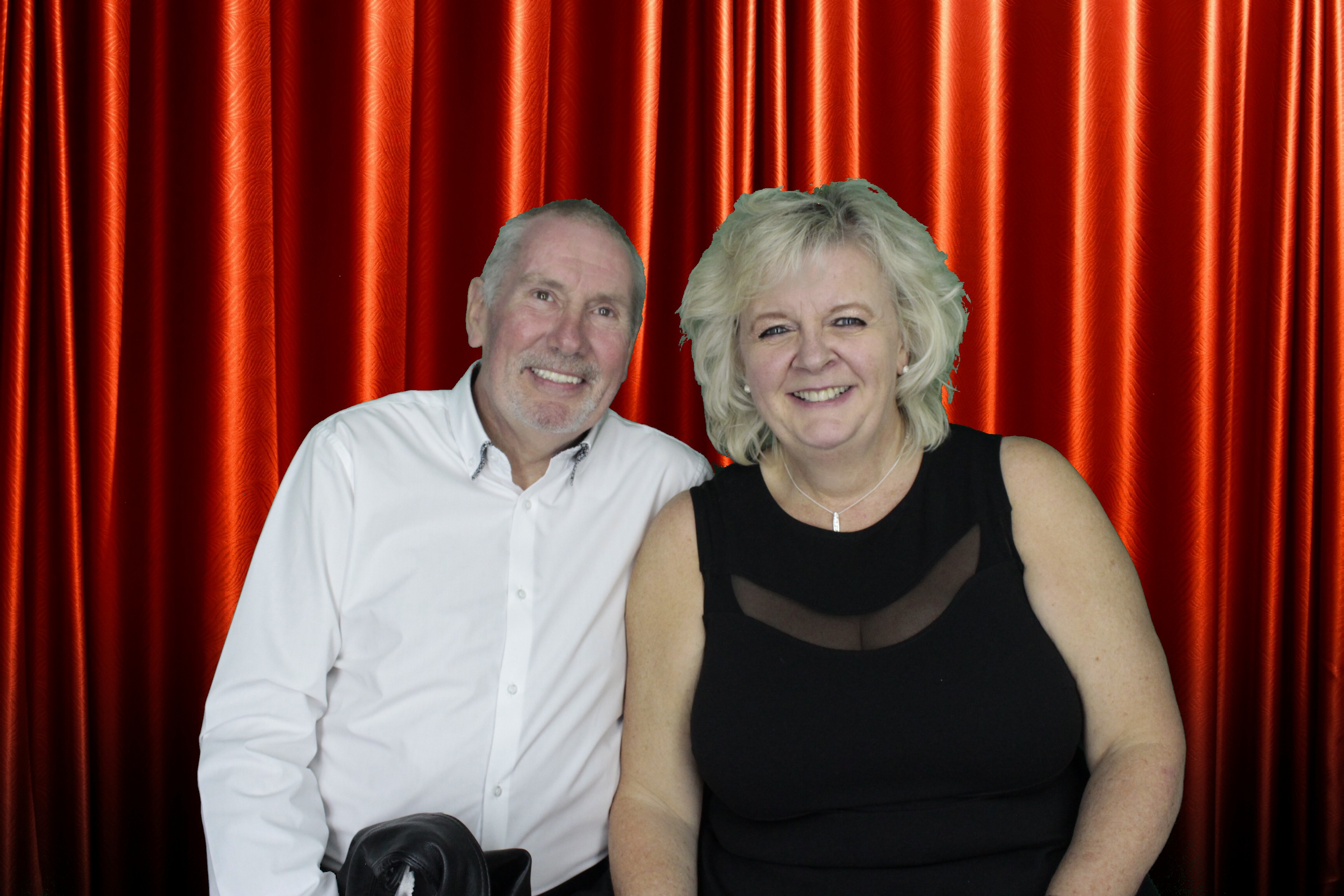 Nikki and Lance's Wedding | View more photos from the event at gallery.myphotoboothexperience.co.uk/u/MyPhotoBoothExperienceLtd/Nikki-and-Lances-Wedding